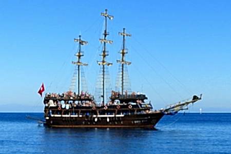Side Korsan Tekne Turu