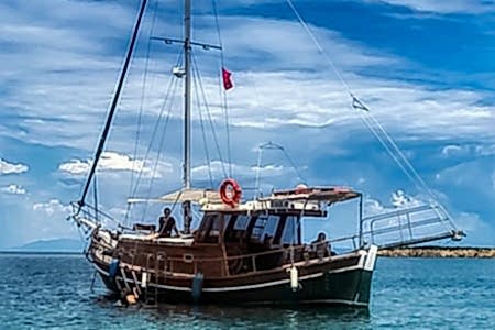 Foça Tekne Kiralama